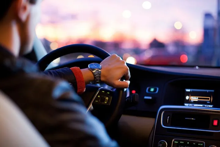 Private Transfer CDG Airport→ Disneyland by Sedan