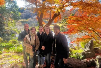 Tokyo Shogun's Castle Walk: Imperial East Gardens Shared Tour