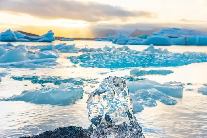 Exclusive Glacier Lagoon Private Day Tour