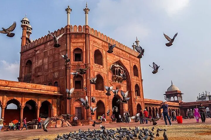 Half Day Old Delhi Heritage Walking Tour With Hotel Transfers