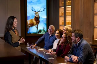 From London: Scotch Whisky Experience Day Tour in Edinburgh