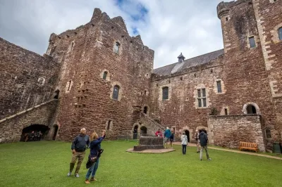 Edinburgh and Outlander TV Series filming locations 3 Day Tour