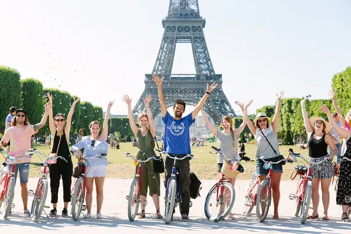 Best of Paris Electric Bike Tour