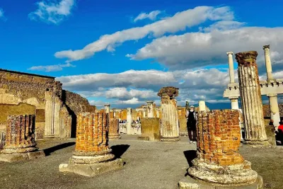 Rome Airport Transfer to Pompeii Tour to Amalfi, Ravello, Minori