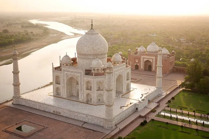 Delhi Agra Trip by Car - Highlights of Agra included tasty Lunch