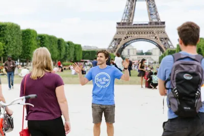 Private Highlights of Paris Bike Tour