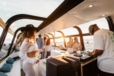 Lisbon Sunset DJ Party Cruise with Pizza & Drinks