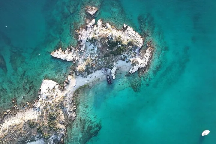 Private -Exclusive Day Cruise (SECRET ISLAND-3)