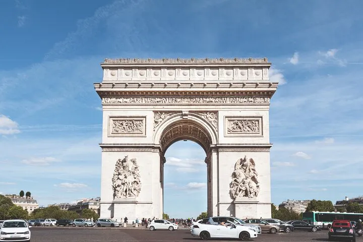 Private Paris city tour & Giverny