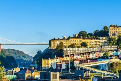 London / Heathrow To/From Bristol Private Transfer Meet and Greet