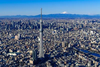 Tokyo Skytree, Asakusa, and Imperial Palace 1/2-Day Private Tour