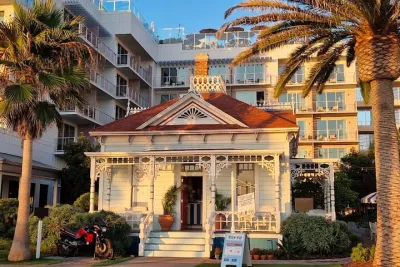 San Diego Tour, Top Gun Bar, Miramar, Charlies House & More