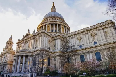 London Blitz Walking Tour: Explore City of London Wartime History