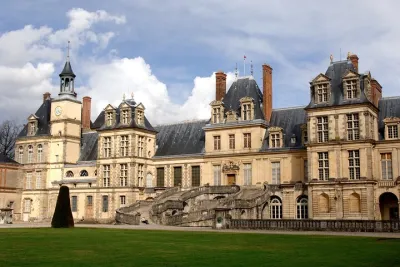 Private Full Day Fontainebleau and Versailles