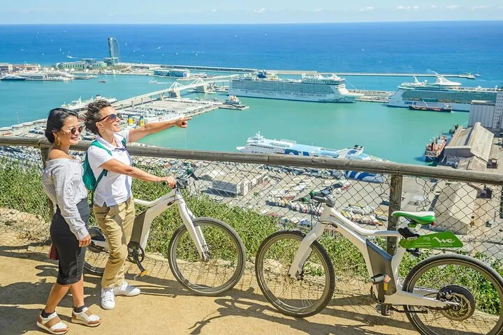 Barcelona E-Bike, Cable Car & Boat