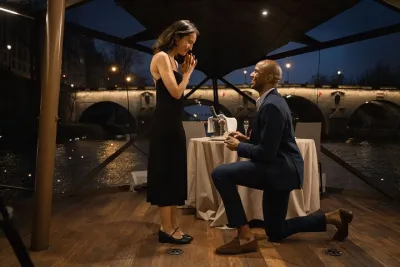 Bateaux Mouches® Special Marriage Proposal Dinner Cruise in Paris