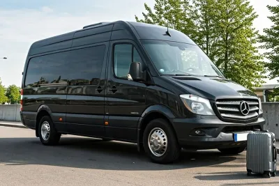 Athens City to Piraeus Port: Private & Comfortable Transfer