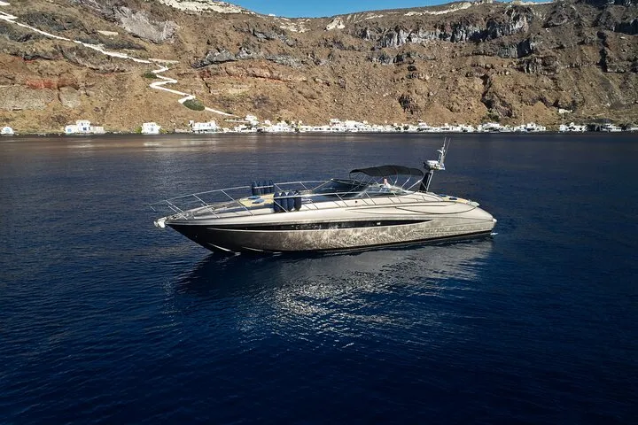 Private Cruises to Cape Sounio, Makronisos & Cyclades Islands