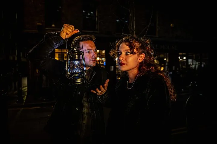 London at Night: Haunted City Ghost Walking Tour