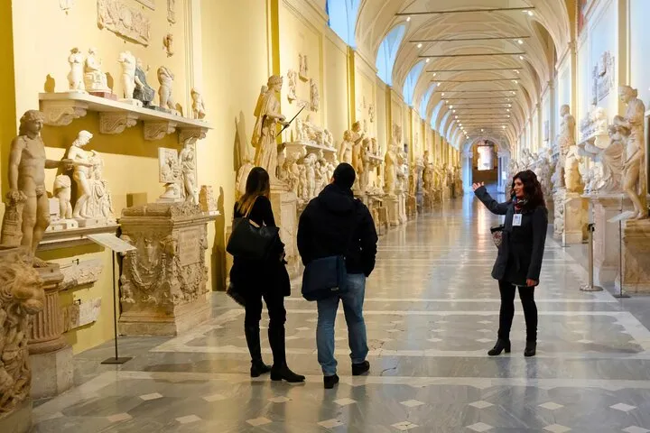 VIP Vatican Museums: Sistine Chapel Afterhours Private Tour