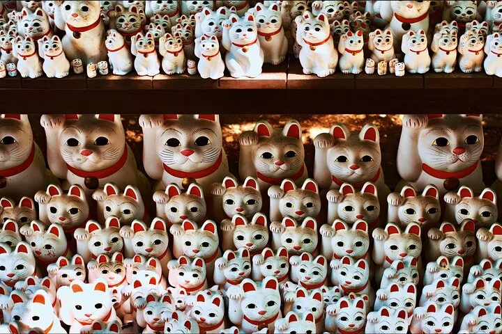 Tokyo: We Love Shibuya, Hachiko and the Lucky Cat Temple