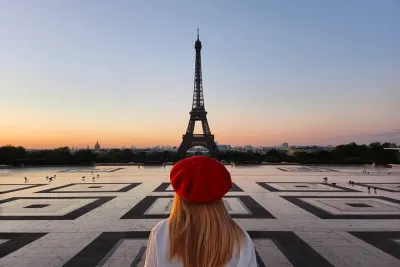 Sunrise Walking Tour: Paris Before the Crowds