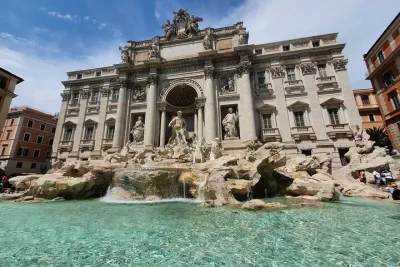 Rome:Tour of the Trevi Fountain and its Underground Secrets+Ebook