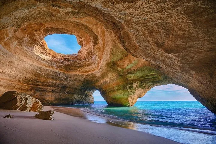 Day Trip from Lisbon to Algarve, Benagil, Lagos with Boat Option