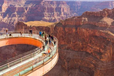 Grand Canyon + Hoover Dam View + WiFi (Skywalk/Lunch options)