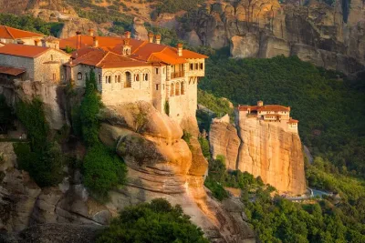 From Athens : 5-Day Ancient Greece & Meteora Tour In Spanish