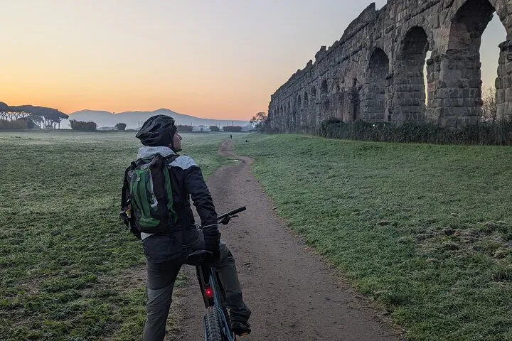 Rome: E-Bike Appian Way, Aqueducts & Cecilia Metella Mausoleum VR