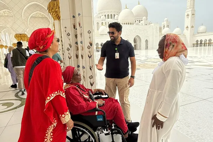 Private Abu Dhabi City Tour Pickup from Dubai