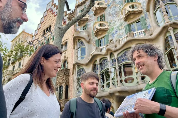 Gaudí And Modernism Guided Walking Tour