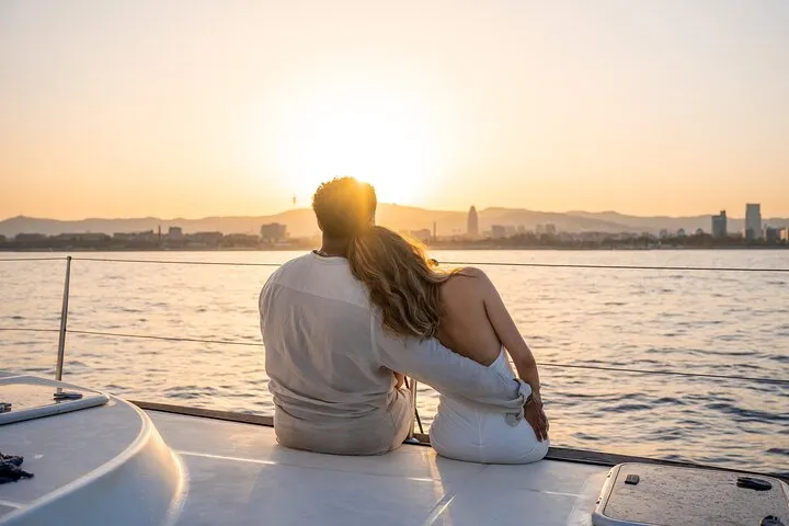 Sunset sailing in Barcelona with wine and tapa