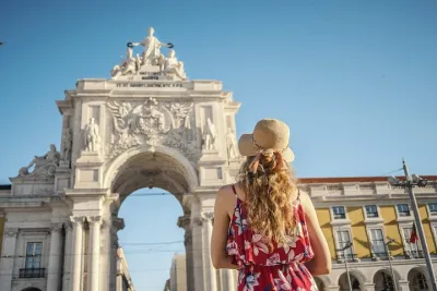 Lisbon Private Tour with Dutch Guide