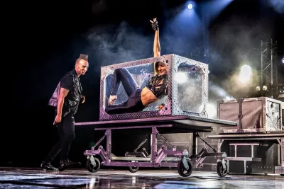 Niagara Falls Magic Theatre USA