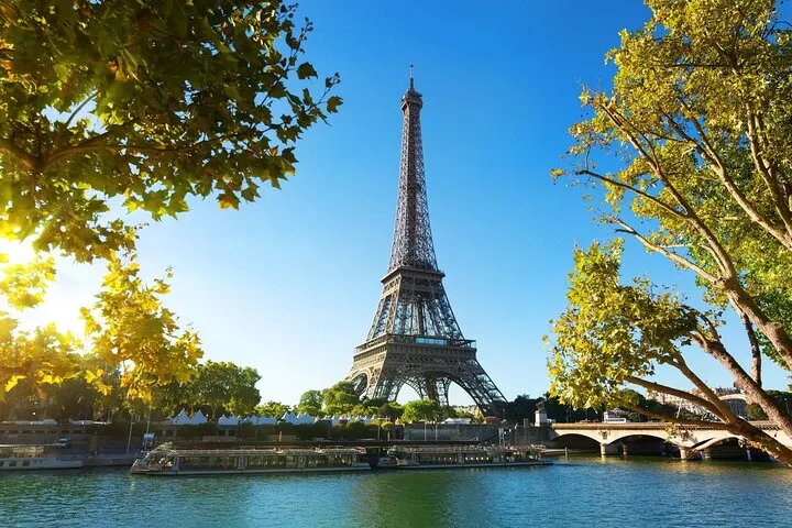 7 Day 5 Country Western Europe Tour from Paris