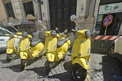 Rent a Scooter Vespa in Rome - DAILY