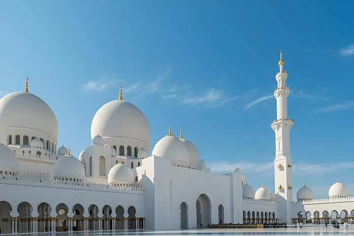 Full-Day Abu Dhabi City Tour Including Sheikh Zayed Grand Mosque