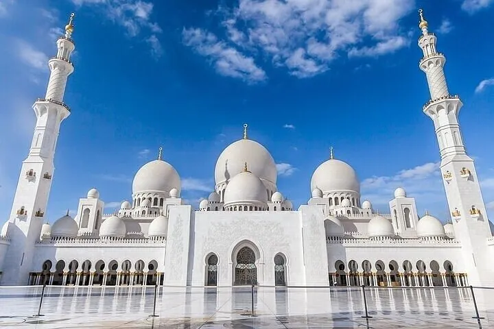 Private Abu Dhabi City Tour with Pick up from Dubai or Abu Dhabi