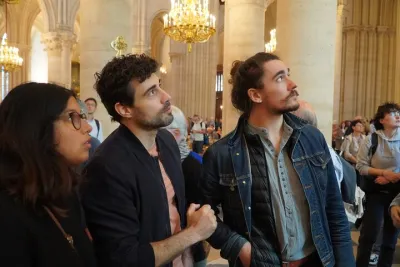 Paris Notre-Dame Interior Guided Tour with Scheduled Group Access