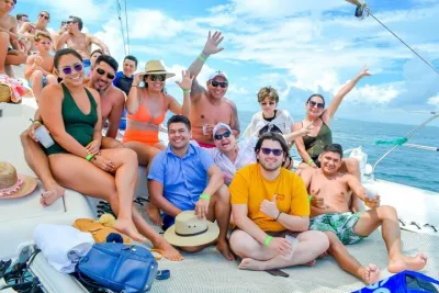 Catamaran Isla Mujeres, Beach Club and Drinks from Puerto Morelos