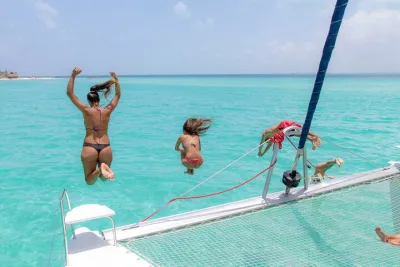 Catamaran to Isla Mujeres with Open Bar from Playa del Carmen