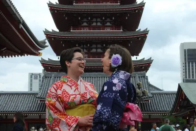 Tokyo: Kimono Experience -Photoshoot at Asakusa temple