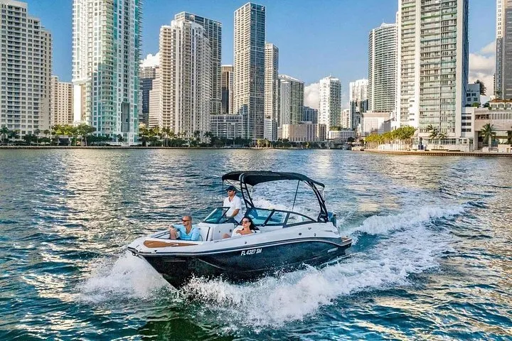 Chicago City Boat Tours