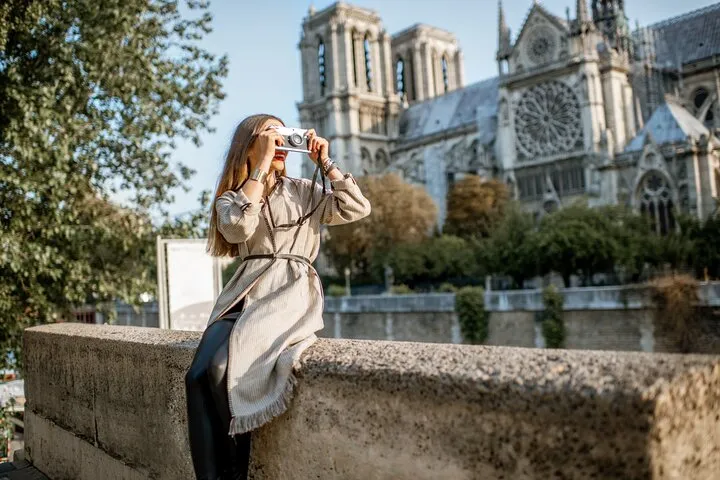 Ile de la Cité Guided Tour, Cruise and Notre Dame with Audioguide