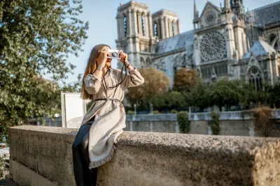 Ile de la Cité Guided Tour, Cruise and Notre Dame with Audioguide