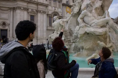 Rome City, Pantheon, and Trevi Fountain Walking Tour