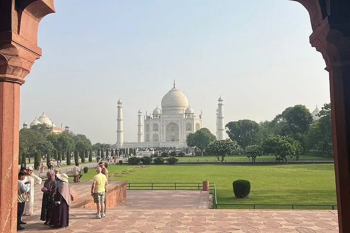 3 Days Taj Mahal Tour with Ranthambore Tiger Safari from Delhi