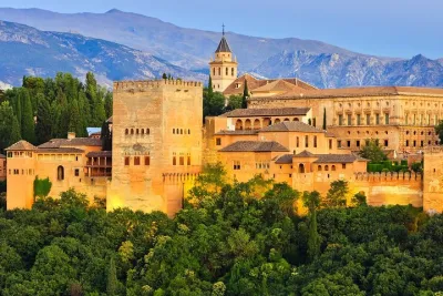 7 Days Spain and Portugal Tour from Barcelona